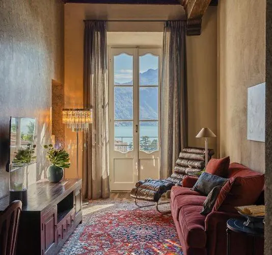 Issima The - By Lovecomo Menaggio